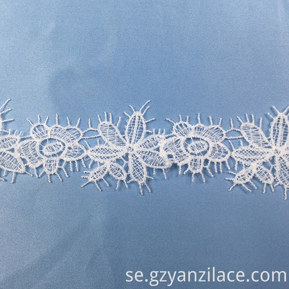 White Cluny Modern Lace Trim